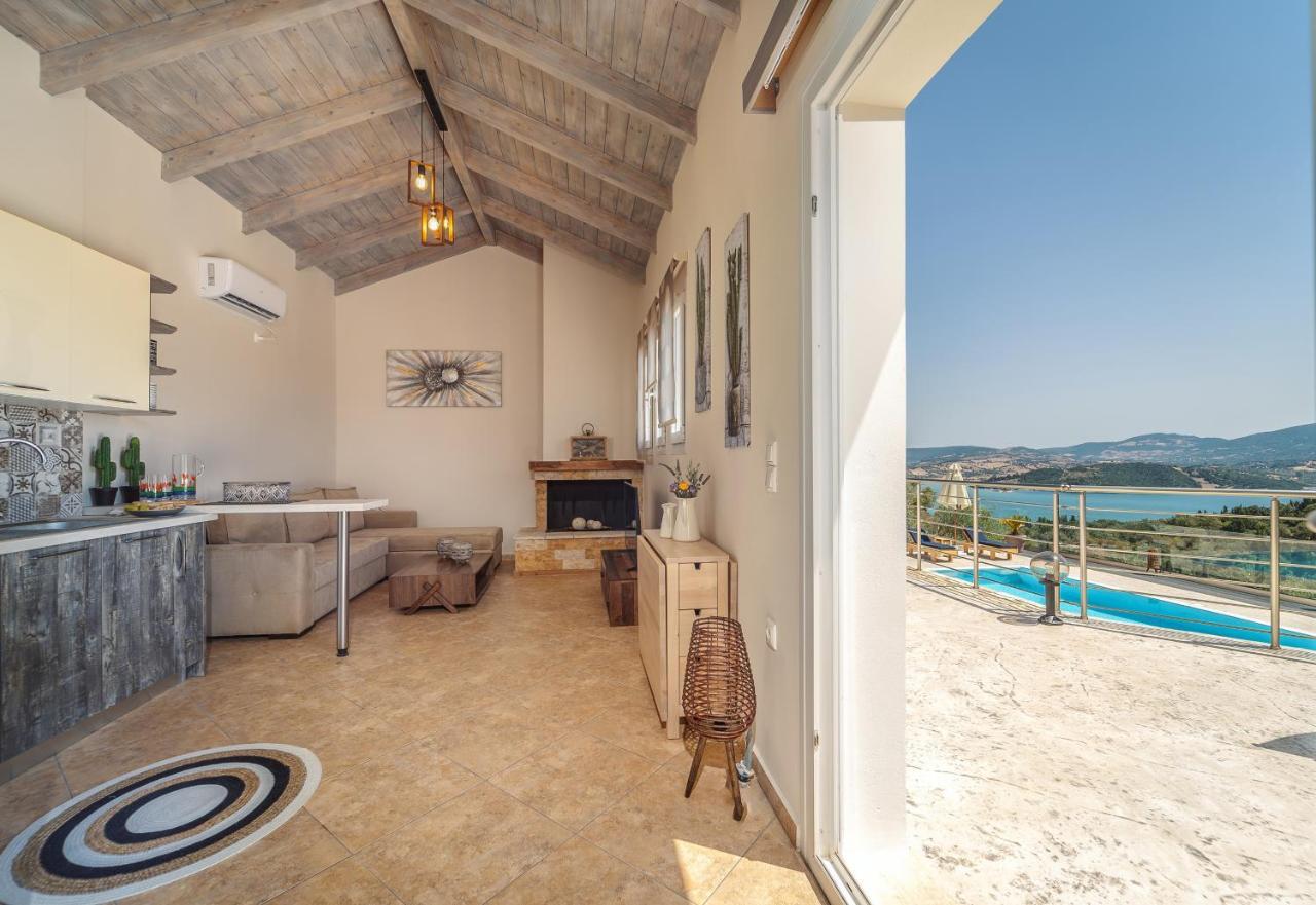 ליגיה Koumaries Villas מראה חיצוני תמונה