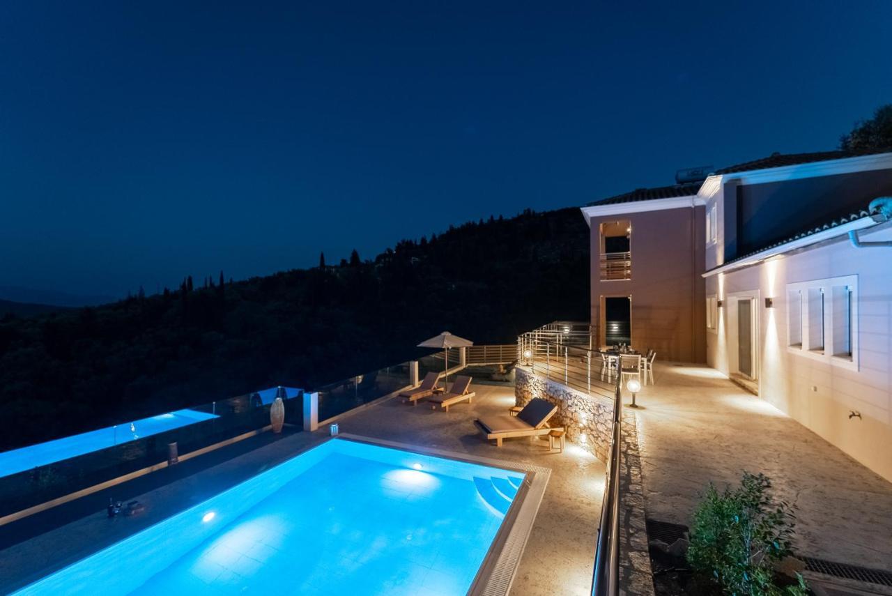 ליגיה Koumaries Villas מראה חיצוני תמונה